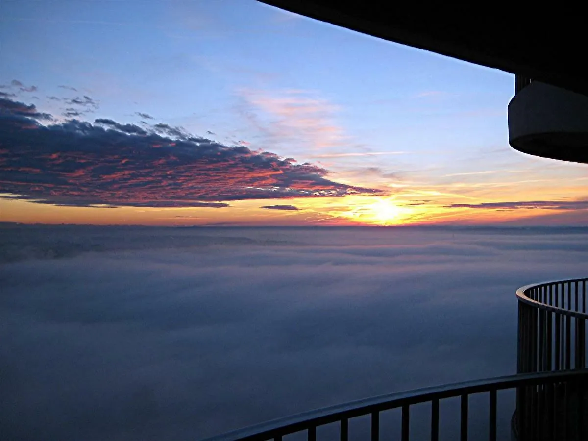 Royal - Sky - Suite Augsburg Apartment